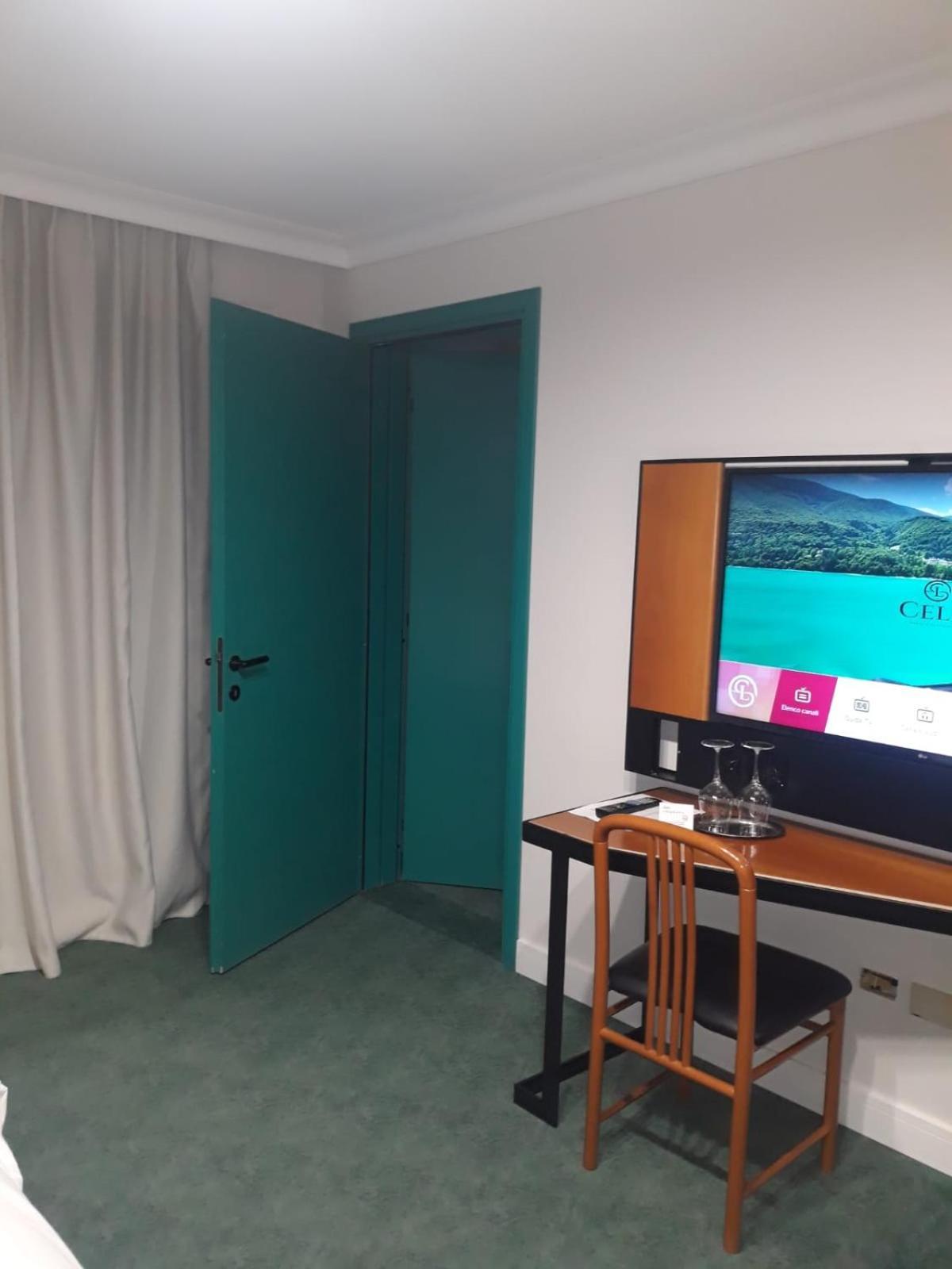 Hotel Celis Barcis Luaran gambar